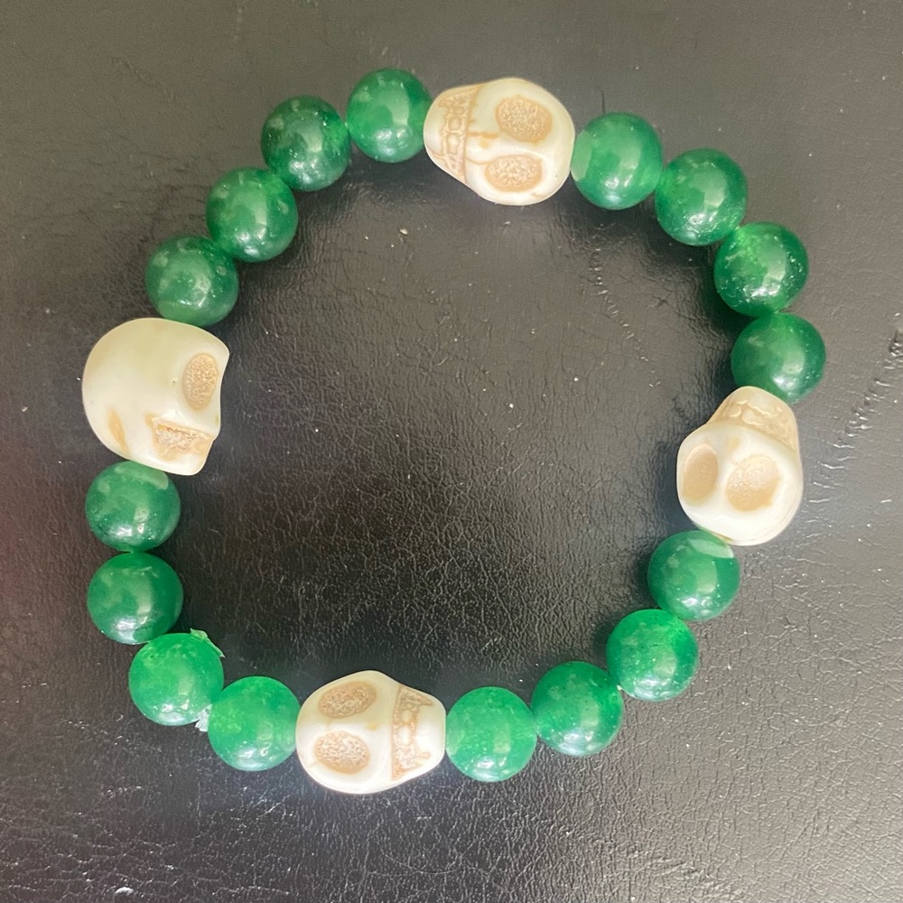 Green Aventurine Skull Bead Bracelet | NWOT